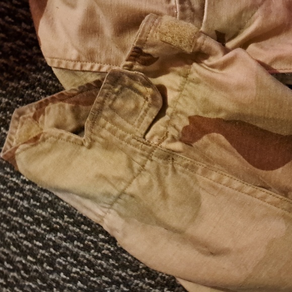 Gulf War Era national guard issued dessert camo, size s - Picture 5 of 9